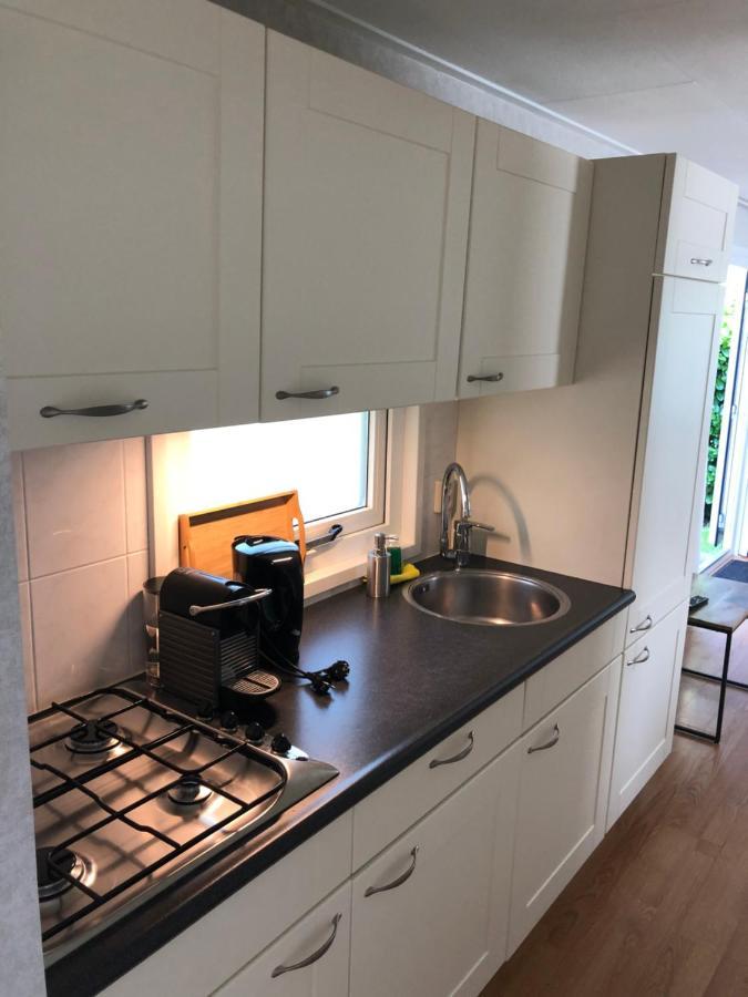 Вилла Vrijstaand Chalet In Bospark Hattemerbroek Экстерьер фото